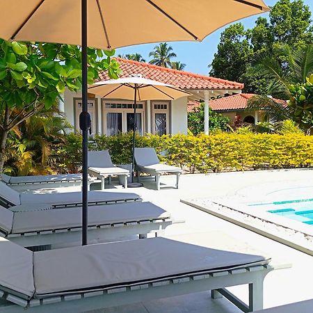 Sleeping Elephant Beach Resort Тангале Екстериор снимка